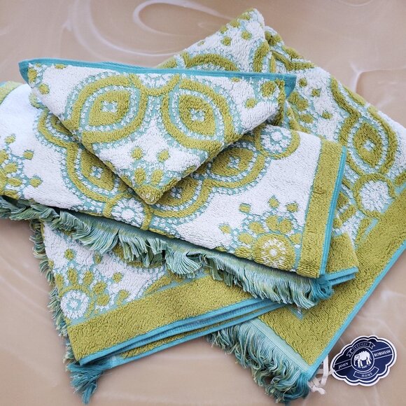 John Robshaw Petra Three-Yarn Dyed Jacquard Fringe 3 Piece Towel Set - New - Picture 2 of 16